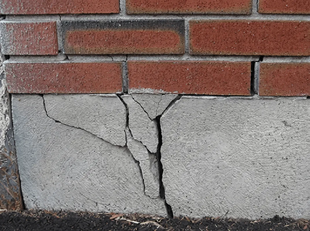 Concrete foundation with serious structural damage in Colorado Springs, CO